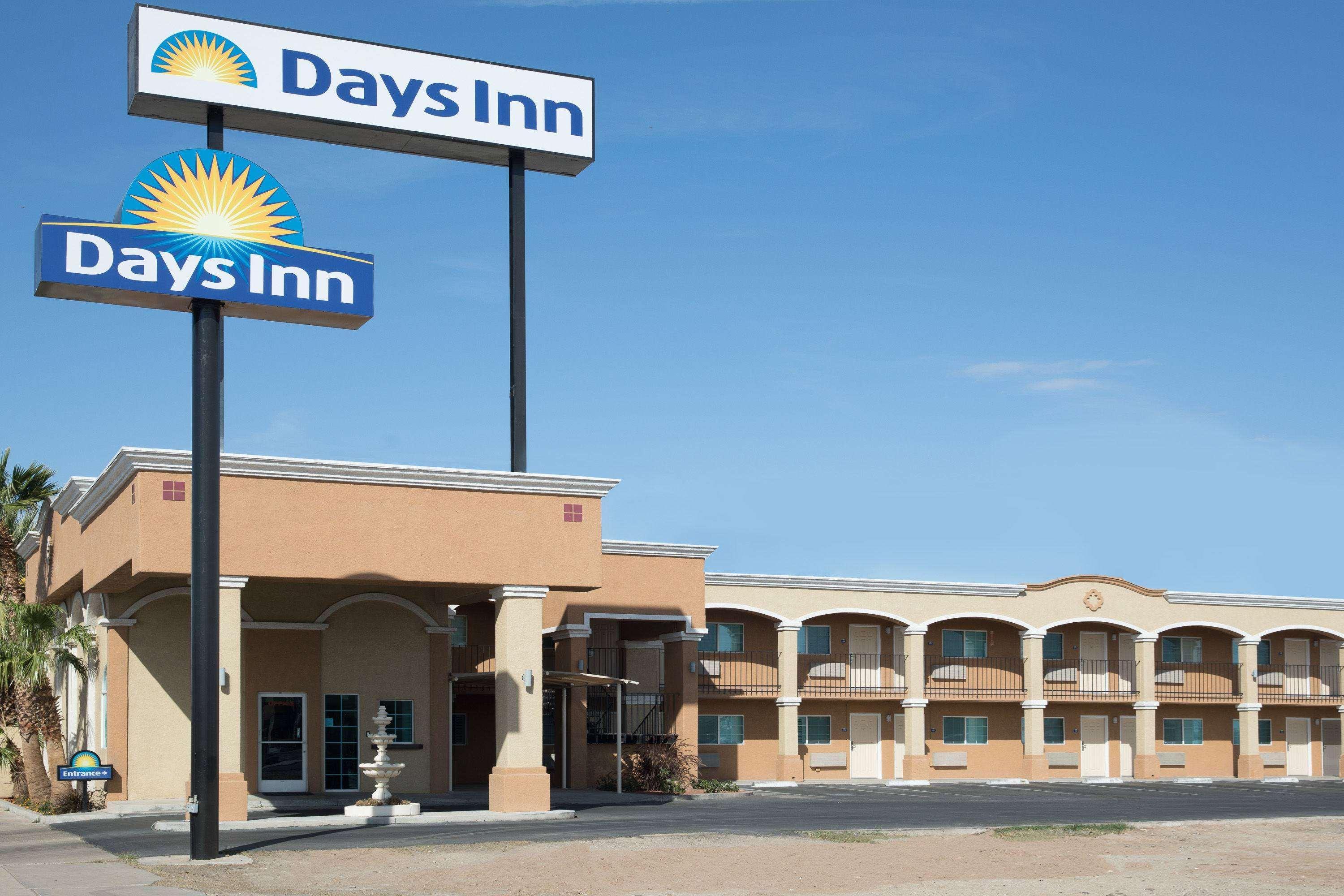 Days Inn By Wyndham El Centro Eksteriør bilde
