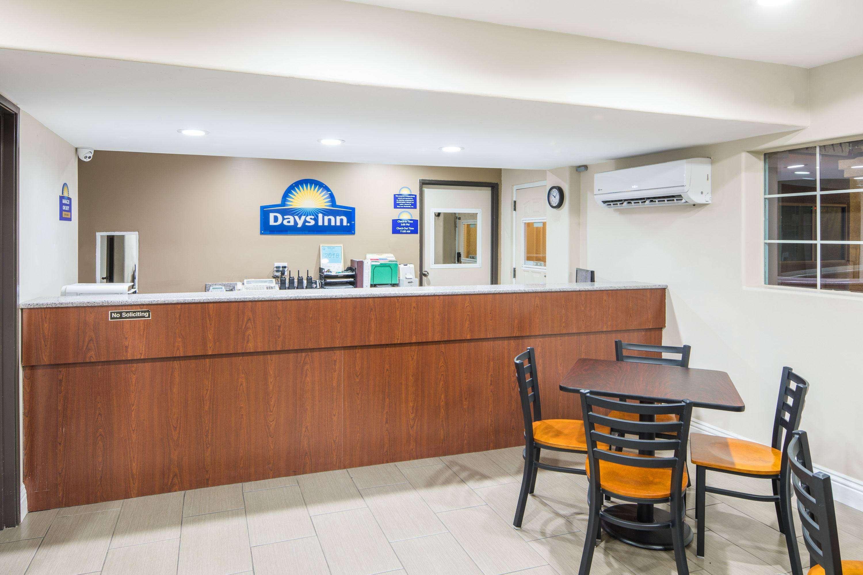 Days Inn By Wyndham El Centro Eksteriør bilde